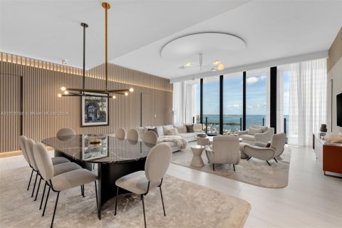 Copropriété à vendre à Miami, Floride: 4 chambres, 312.62 m2 № 1934960 - photo 2