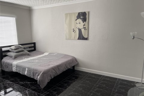 Copropriété à louer à Sunny Isles Beach, Floride: 1 chambre, 96.62 m2 № 1699200 - photo 10