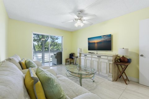 Copropriété à vendre à West Palm Beach, Floride: 2 chambres, 98.66 m2 № 2175904 - photo 17