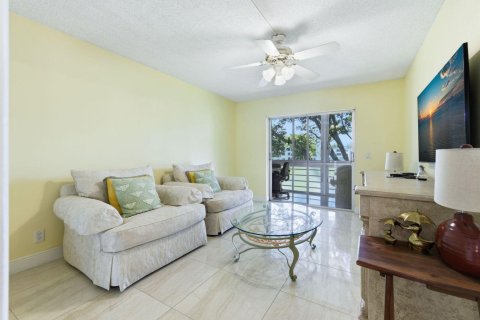 Copropriété à vendre à West Palm Beach, Floride: 2 chambres, 98.66 m2 № 2175904 - photo 11
