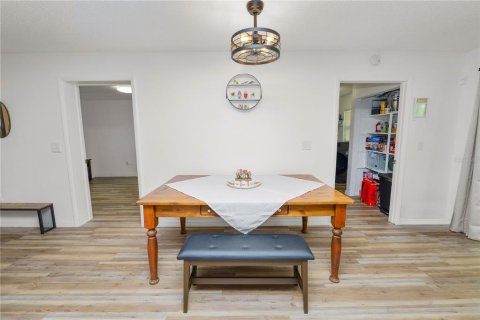 Casa en venta en Lakeland, Florida, 3 dormitorios, 137.03 m2 № 1608998 - foto 4
