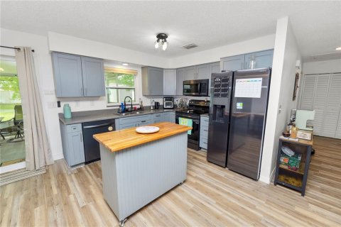 Casa en venta en Lakeland, Florida, 3 dormitorios, 137.03 m2 № 1608998 - foto 2