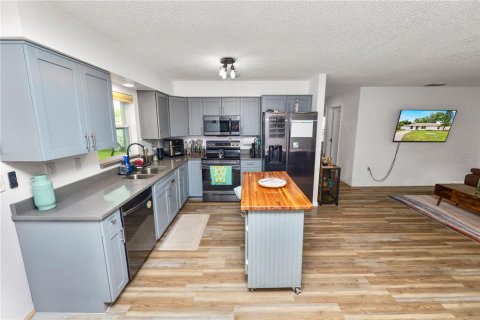 Casa en venta en Lakeland, Florida, 3 dormitorios, 137.03 m2 № 1608998 - foto 3