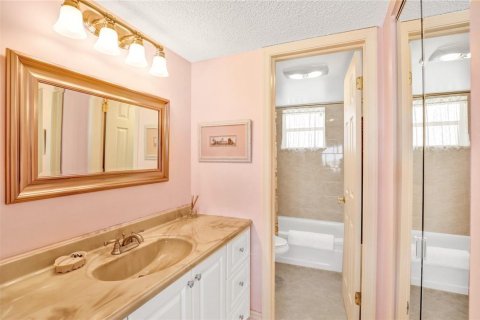 Купить кондоминиум в Помпано-Бич, Флорида 3 комнаты, 112.41м2, № 2086690 - фото 27
