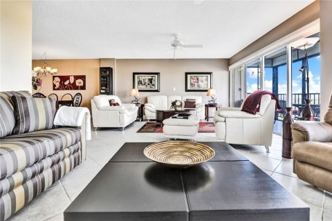 Купить кондоминиум в Помпано-Бич, Флорида 3 комнаты, 112.41м2, № 2086690 - фото 12