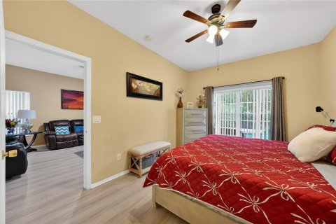 Villa ou maison à vendre à Orlando, Floride: 4 chambres, 173.73 m2 № 2127398 - photo 4