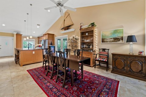 Villa ou maison à vendre à Hobe Sound, Floride: 2 chambres, 132.85 m2 № 2153930 - photo 8