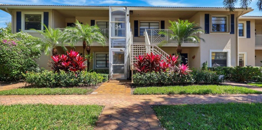 Condo in Boynton Beach, Florida, 2 bedrooms № 2248383