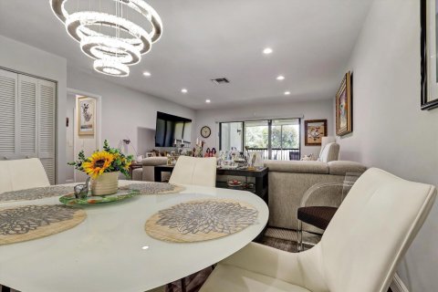 Condo in Boynton Beach, Florida, 2 bedrooms № 2248383 - photo 9