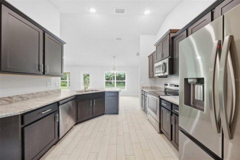 Casa en venta en Silver Springs Shores, Florida, 4 dormitorios, 163.32 m2 № 2386352 - foto 11