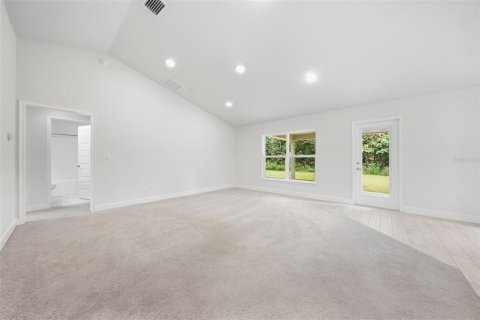 Casa en venta en Silver Springs Shores, Florida, 4 dormitorios, 163.32 m2 № 2386352 - foto 7