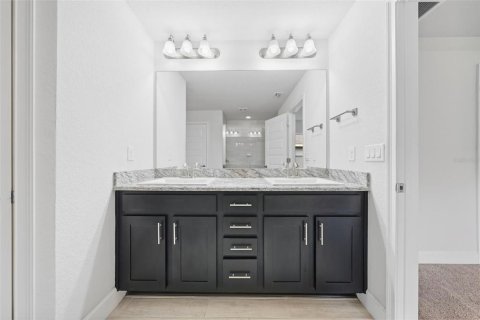 Casa en venta en Silver Springs Shores, Florida, 4 dormitorios, 163.32 m2 № 2386352 - foto 17