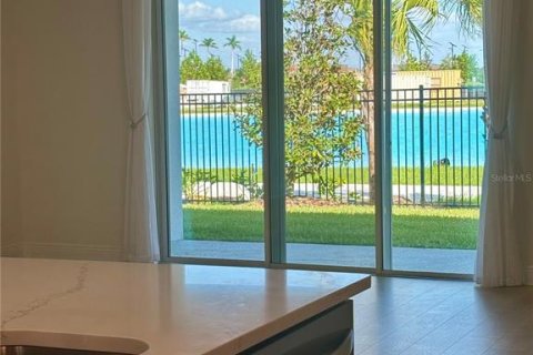 Adosado en venta en Parrish, Florida, 3 dormitorios, 189.8 m2 № 2430471 - foto 4