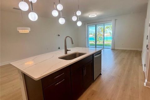Adosado en venta en Parrish, Florida, 3 dormitorios, 189.8 m2 № 2430471 - foto 3