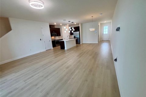 Adosado en venta en Parrish, Florida, 3 dormitorios, 189.8 m2 № 2430471 - foto 8
