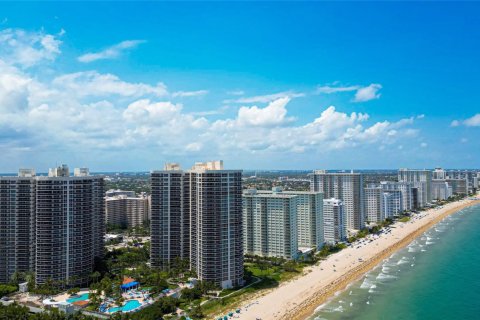 Condominio en venta en Fort Lauderdale, Florida, 3 dormitorios, 215.35 m2 № 909081 - foto 1