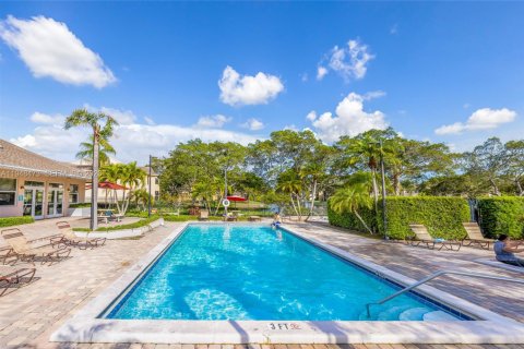 Condo in Deerfield Beach, Florida, 2 bedrooms  № 2004415 - photo 20