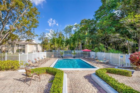 Condo in Deerfield Beach, Florida, 2 bedrooms  № 2004415 - photo 16