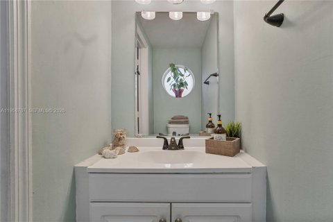Touwnhouse à vendre à Sunrise, Floride: 3 chambres, 140.47 m2 № 2017534 - photo 16