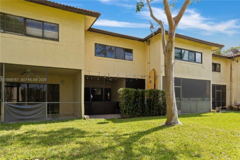 Touwnhouse à vendre à Sunrise, Floride: 3 chambres, 140.47 m2 № 2017534 - photo 12