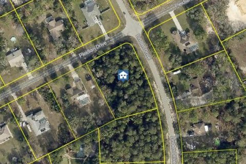 Land in Spring Hill, Florida № 1873687 - photo 1