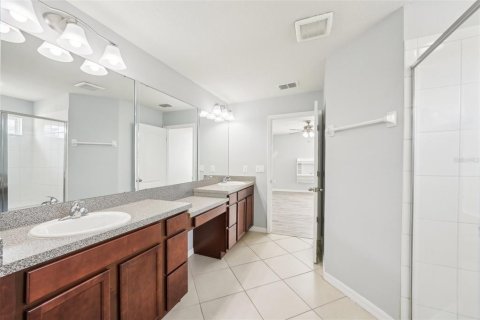 House in Riverview, Florida 4 bedrooms, 229.1 sq.m. № 1587271 - photo 28