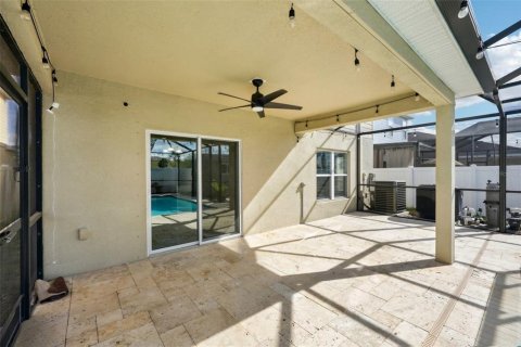 House in Riverview, Florida 4 bedrooms, 229.1 sq.m. № 1587271 - photo 11
