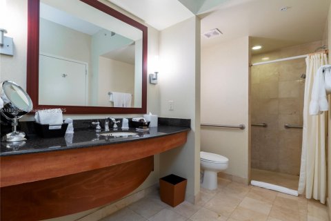 Condominio en venta en Sunny Isles Beach, Florida, 61.69 m2 № 1811915 - foto 7