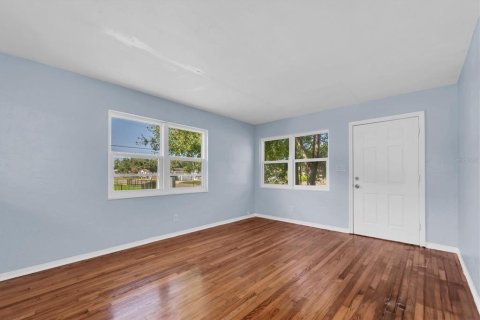 Villa ou maison à vendre à Saint Petersburg, Floride: 2 chambres, 83.43 m2 № 1909041 - photo 2
