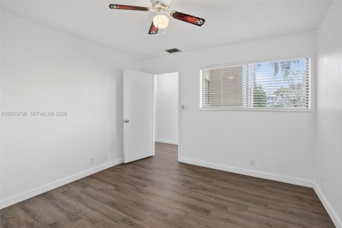 Touwnhouse à louer à Plantation, Floride: 4 chambres, 201.6 m2 № 2084862 - photo 26
