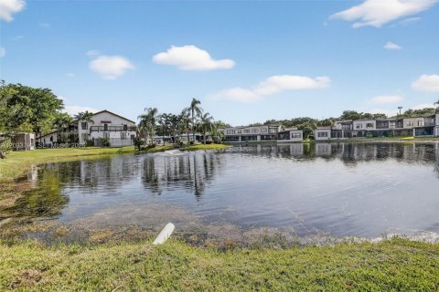 Touwnhouse à louer à Plantation, Floride: 4 chambres, 201.6 m2 № 2084862 - photo 29