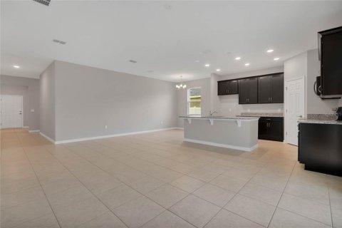 House in Mascotte, Florida 4 bedrooms, 185.9 sq.m. № 1839891 - photo 16