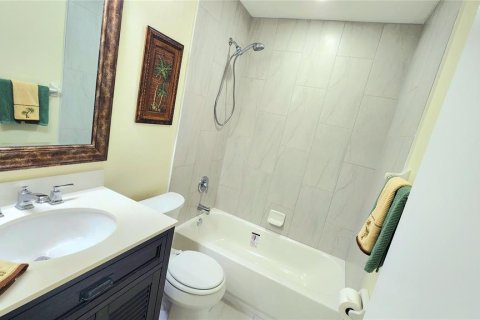 Снять в аренду квартиру в Энглвуд, Флорида 2 спальни, 81.29м2, № 1908498 - фото 5