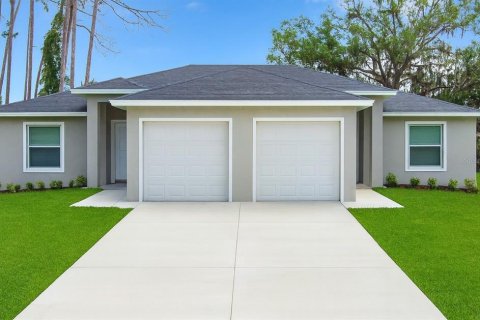 Propiedad comercial en venta en Port Charlotte, Florida, 4 dormitorios, 193.79 m2 № 1910917 - foto 1