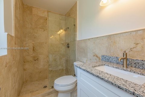 Immobilier commercial à vendre à Coral Gables, Floride: 148.64 m2 № 1975016 - photo 17