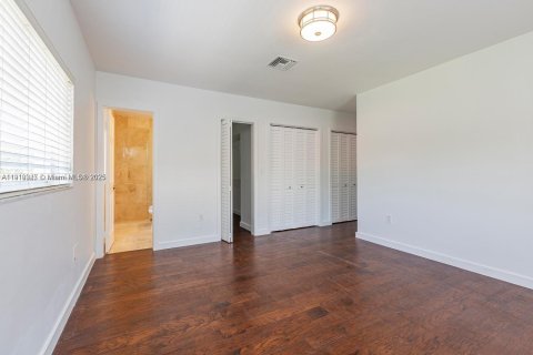 Immobilier commercial à vendre à Coral Gables, Floride: 148.64 m2 № 1975016 - photo 18