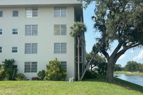 Condo in Sarasota, Florida, 3 bedrooms  № 1638093 - photo 5