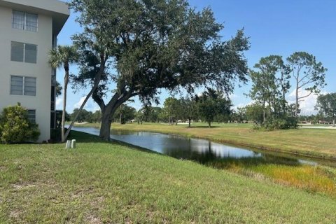 Condo in Sarasota, Florida, 3 bedrooms  № 1638093 - photo 7