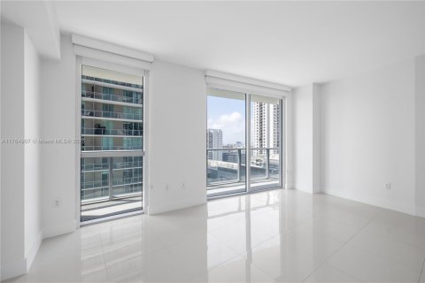 Condominio en venta en Miami, Florida, 49.24 m2 № 1697386 - foto 3