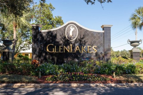 House in Weeki Wachee, Florida 2 bedrooms, 130.25 sq.m. № 1544847 - photo 21