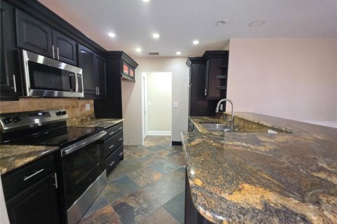 Casa en venta en Seminole, Florida, 3 dormitorios, 142.42 m2 № 2149658 - foto 9