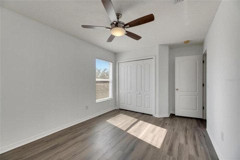 House in Tampa, Florida 4 bedrooms, 252.42 sq.m. № 1512657 - photo 24