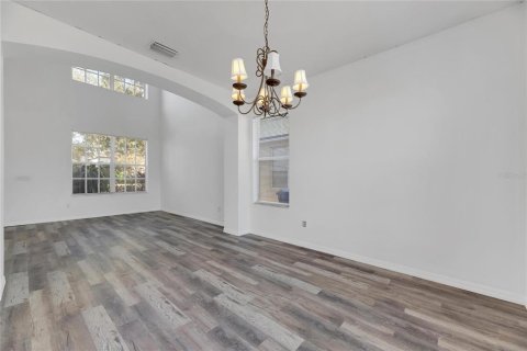 House in Tampa, Florida 4 bedrooms, 252.42 sq.m. № 1512657 - photo 10