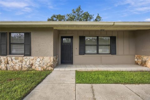 House in Lakeland, Florida 3 bedrooms, 114.27 sq.m. № 2366963