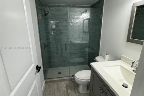 Condo in Homestead, Florida, 2 bedrooms № 2006295 - photo 16