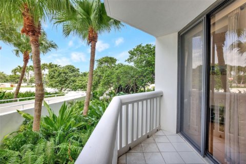 Condominio en venta en Aventura, Florida, 3 dormitorios, 170.94 m2 № 1951015 - foto 29