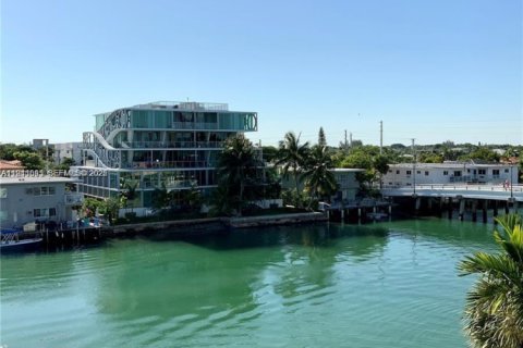 Copropriété à louer à Miami Beach, Floride: 1 chambre, 81.38 m2 № 1997899 - photo 21