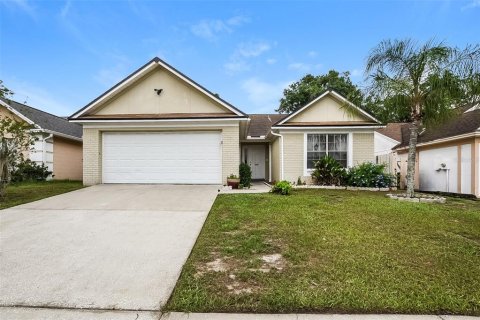 Villa ou maison à Apopka, Floride 3 chambres, 136.38 m2 № 2102491