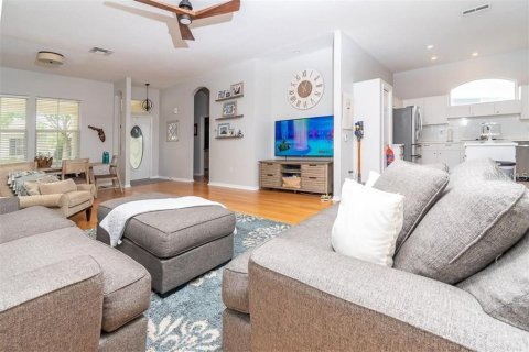 Casa en venta en New Port Richey, Florida, 3 dormitorios, 151.34 m2 № 1900034 - foto 5