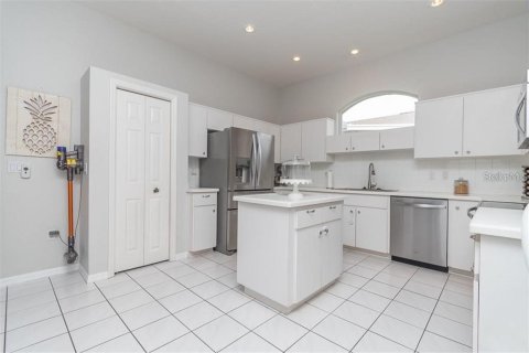 Casa en venta en New Port Richey, Florida, 3 dormitorios, 151.34 m2 № 1900034 - foto 11